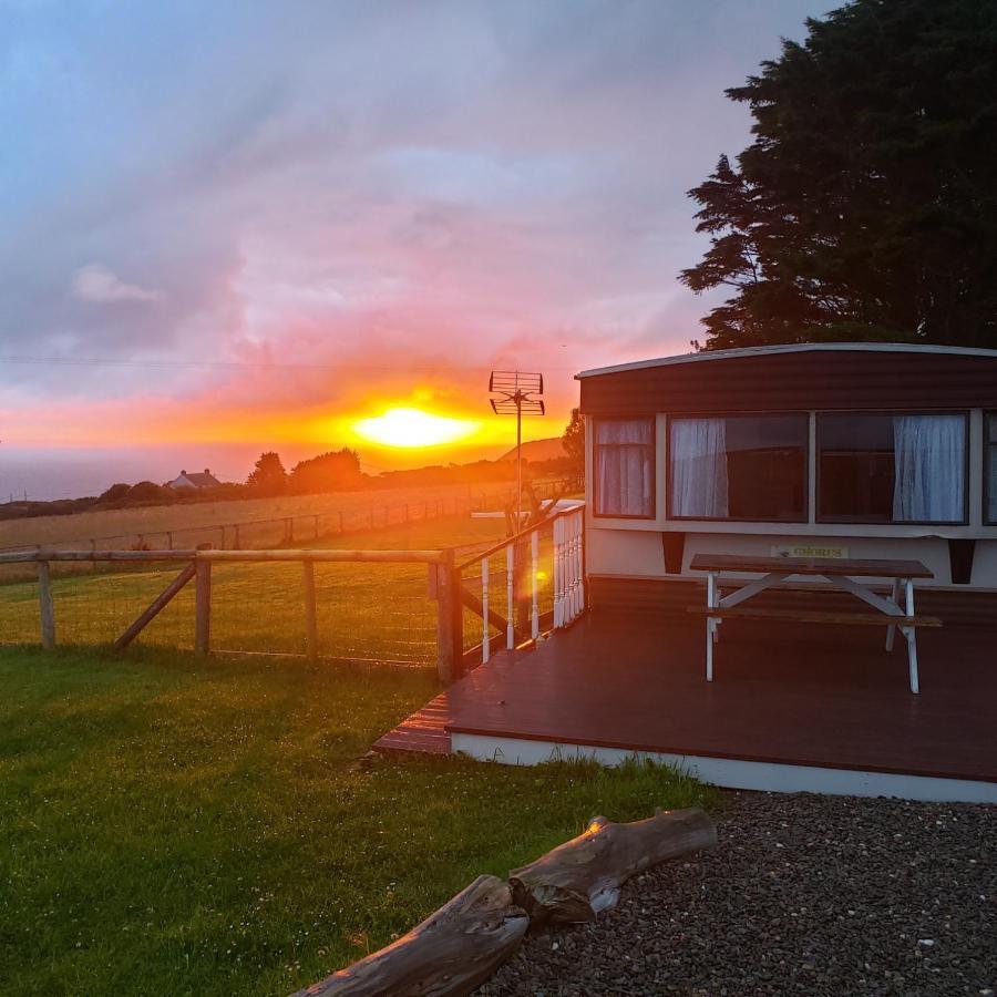 Byre Cottages&Lakeside caravan Cardigan Eksteriør bilde