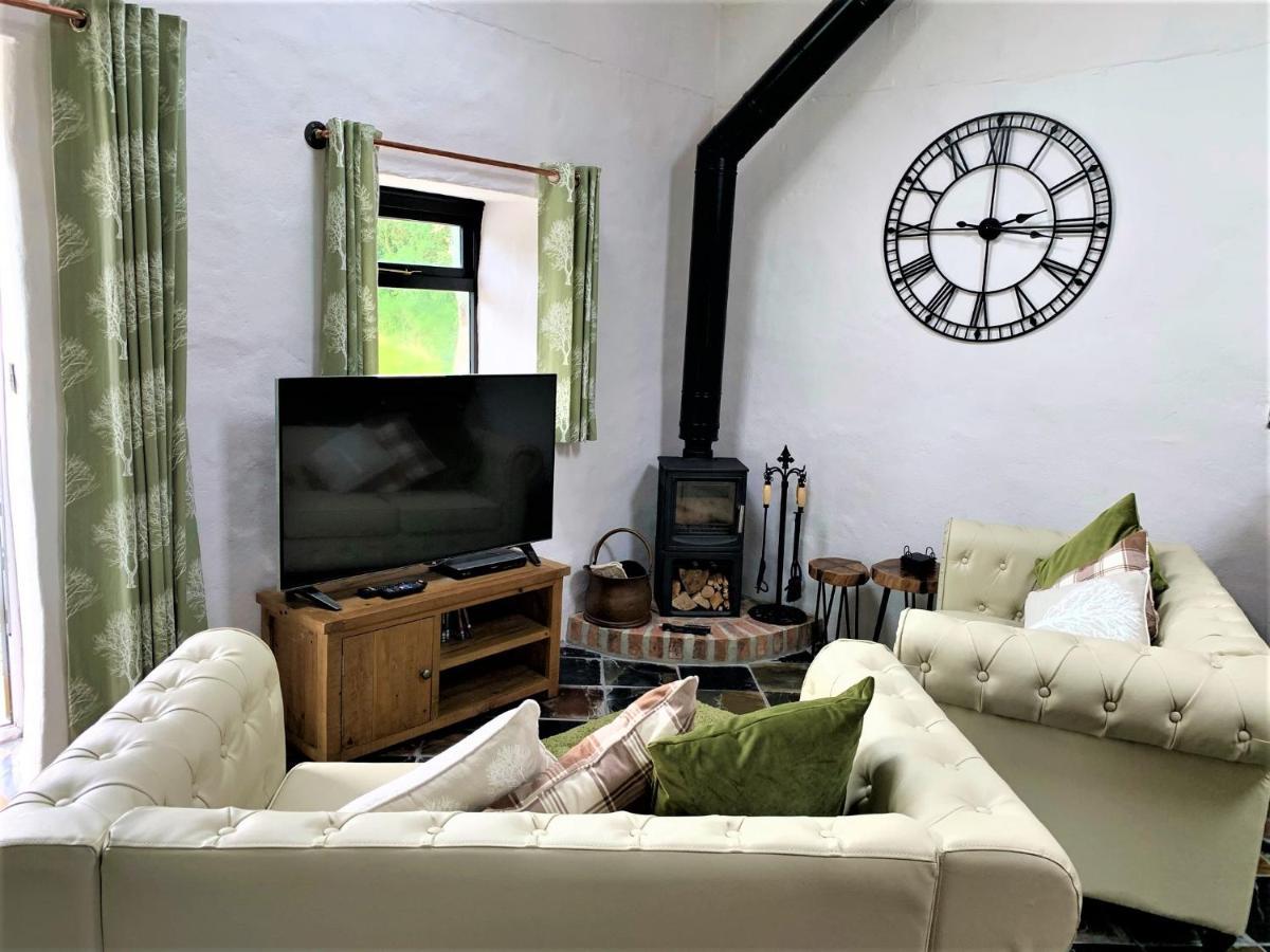 Byre Cottages&Lakeside caravan Cardigan Eksteriør bilde